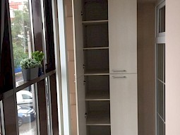 Шкаф на балкон на заказ